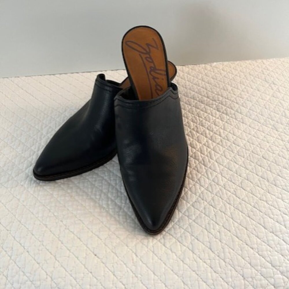 Zodiak Black Mules